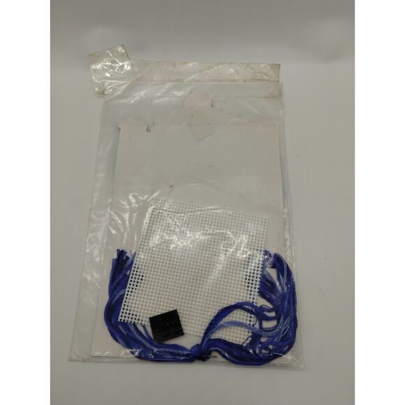 Needlecraft Exclusive Kit - Fridge Magnet - Teapot - March 1995 - Picture 3 of 3